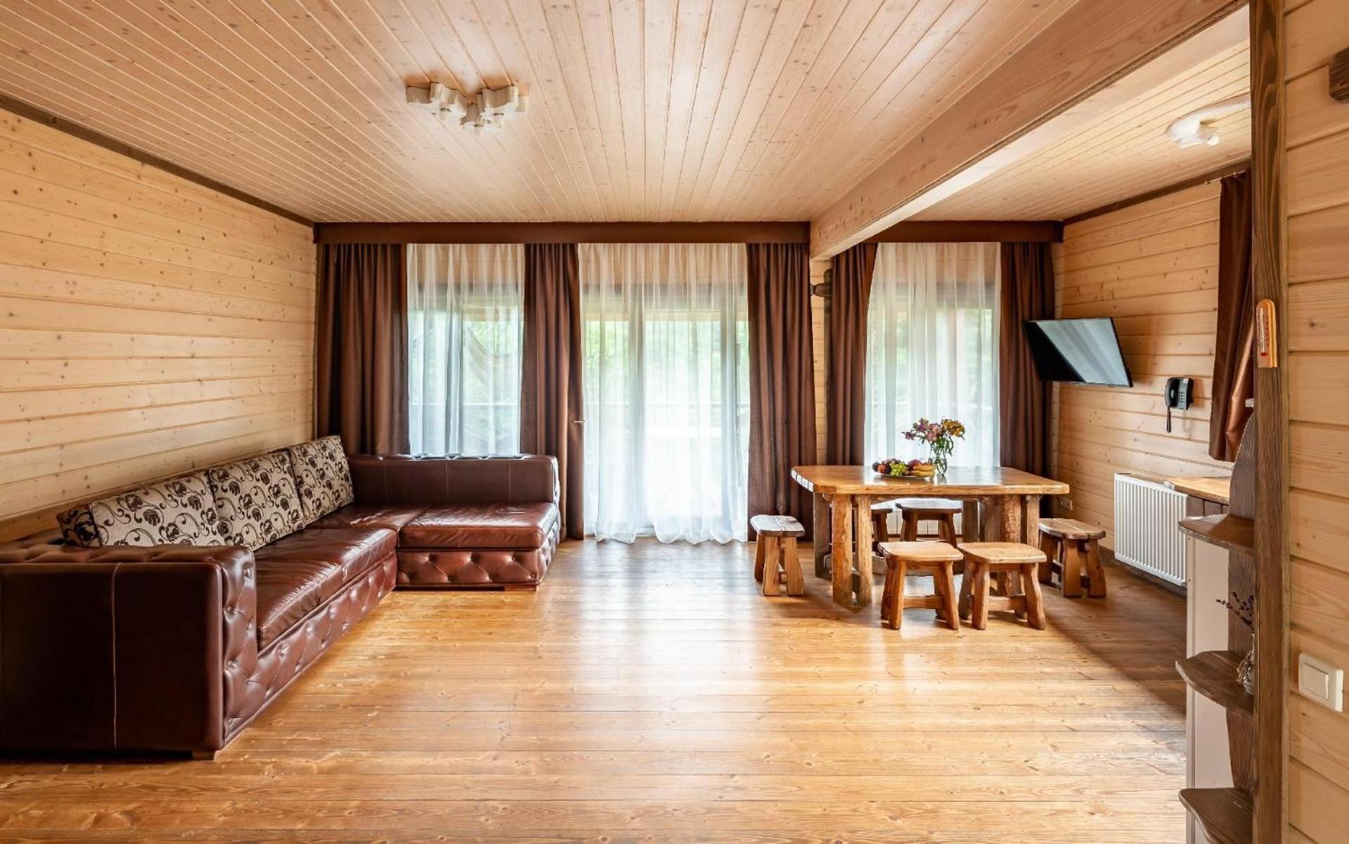 Osonnya Karpaty 4* Hotel Skhidnytsia
