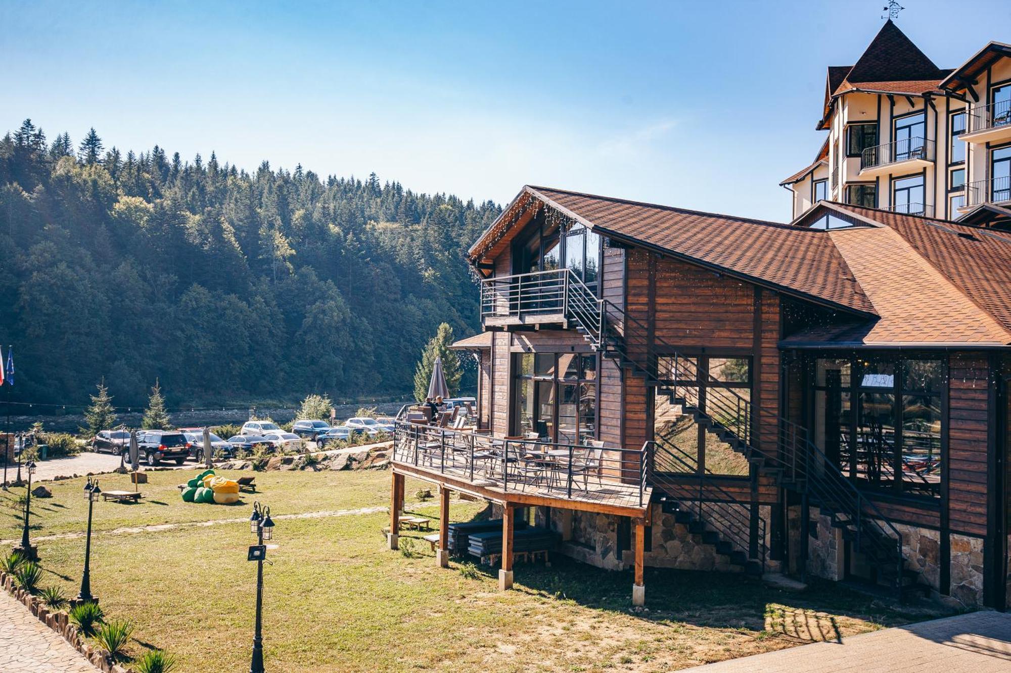 Osonnya Karpaty 4* Hotel Skhidnytsia